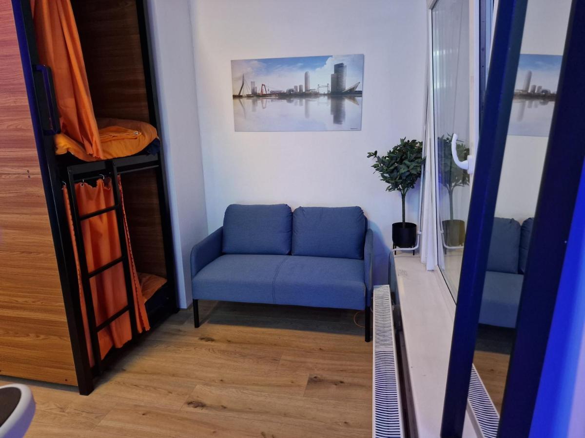 רוטרדם Recharge Hostel מראה חיצוני תמונה