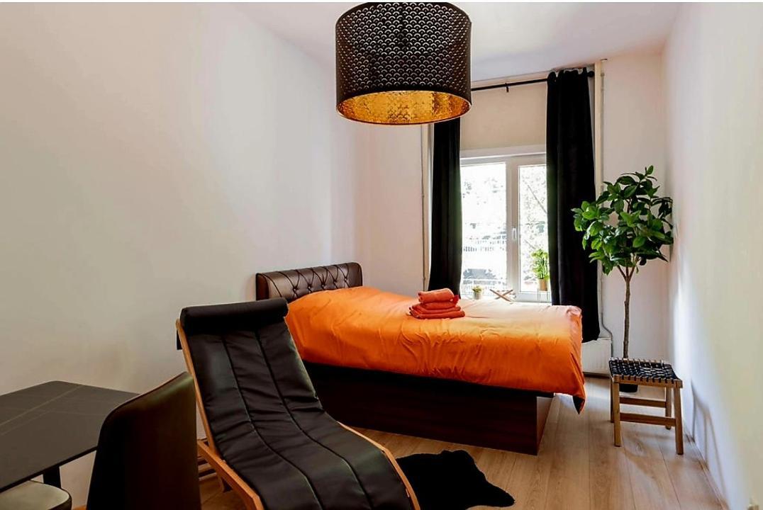 רוטרדם Recharge Hostel מראה חיצוני תמונה
