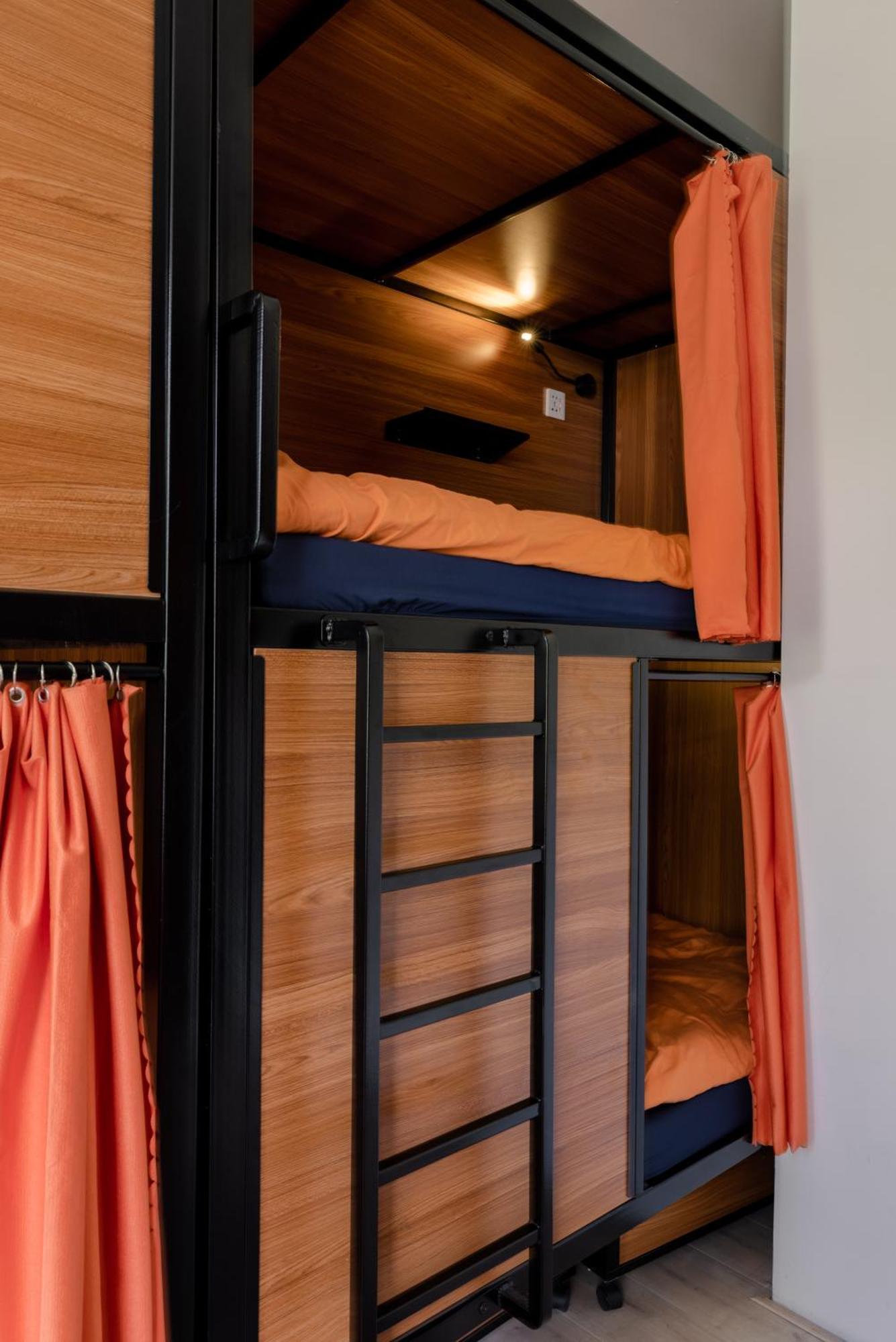 רוטרדם Recharge Hostel חדר תמונה